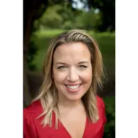 Carrie Zalewski