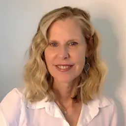 Carolyn Parrs