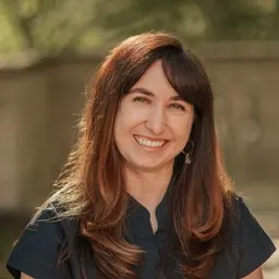 Sarah Wolf